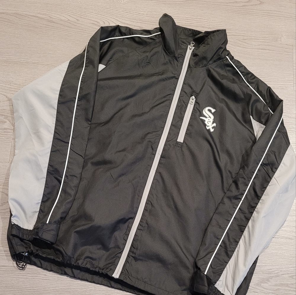 Excellent Condition White Sox jacket XL